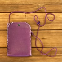 Image 4 of Bandolera pequeña lila