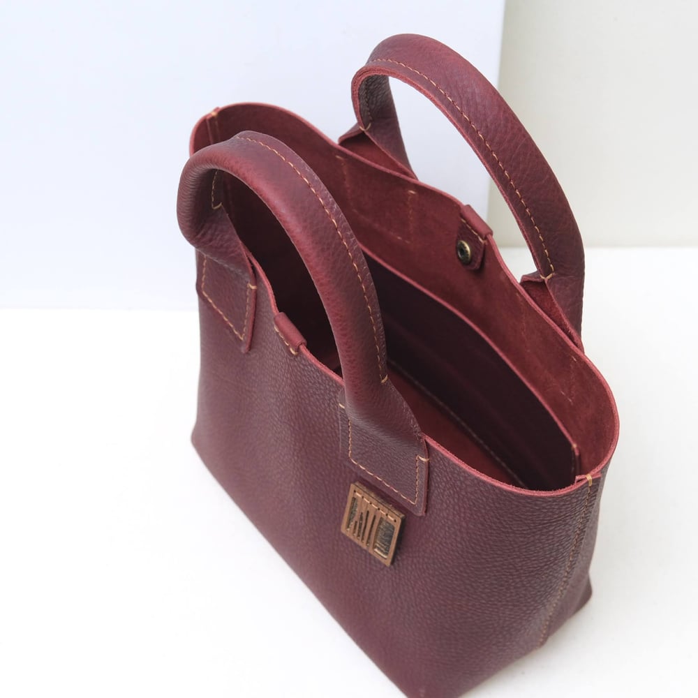 Image of Small Tote in vintage cherry