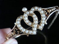 Image 5 of VICTORIAN EDWARDIAN 9CT PRISTINE DOUBLE HEART SEED PEARL BANGLE 13.5G