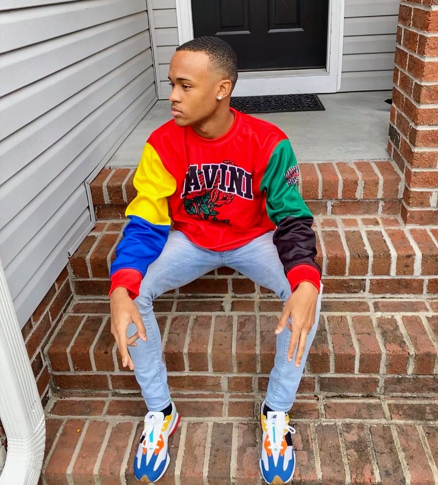 Image of DAVINI ROSE CREWNECK