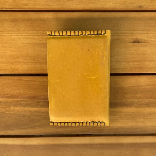 Image of Funda de cuaderno oro viejo