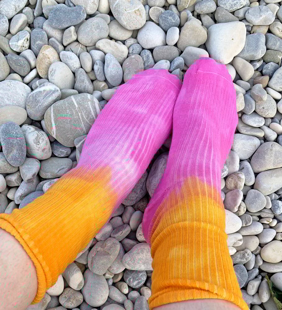 Image of Dip Dyed Socks pink orange