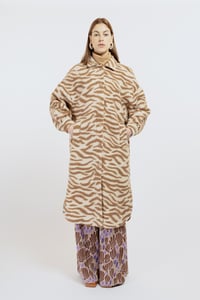 Image 2 of CAPPOTTO CECILIA ZEBRA PANNA € 294 - 50% 