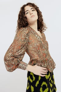 Image 5 of MAGLIA MARTINICA PAISLEY ROSSO € 129 - 50%