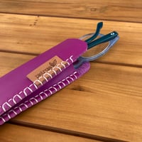 Image 4 of Funda de gafas violeta