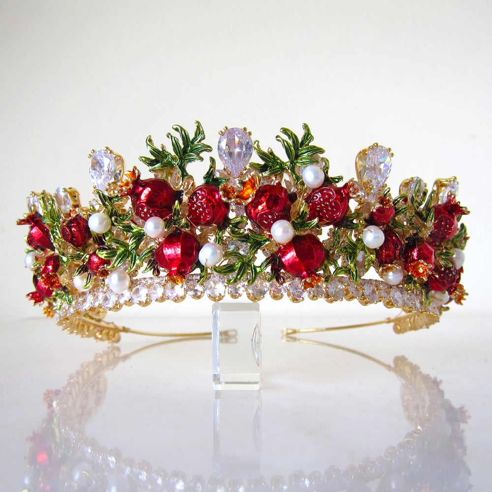 Image of Pomegranate of Plenty crown  