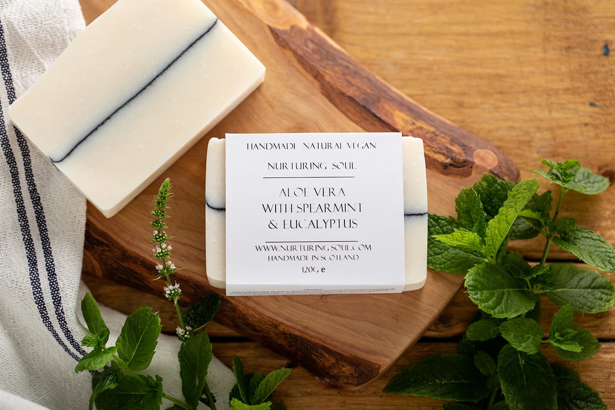 Image of Aloe Vera with Spearmint and Eucalyptus