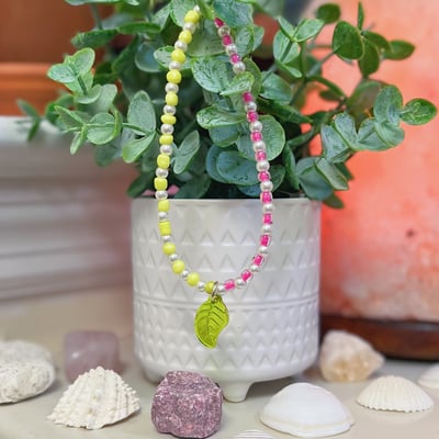 Image of Leaf Charm Anklet - Pink/Yellow