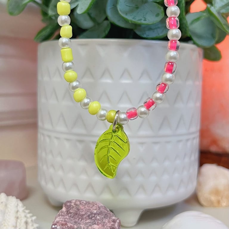 Leaf Charm Anklet - Pink/Yellow Image 2