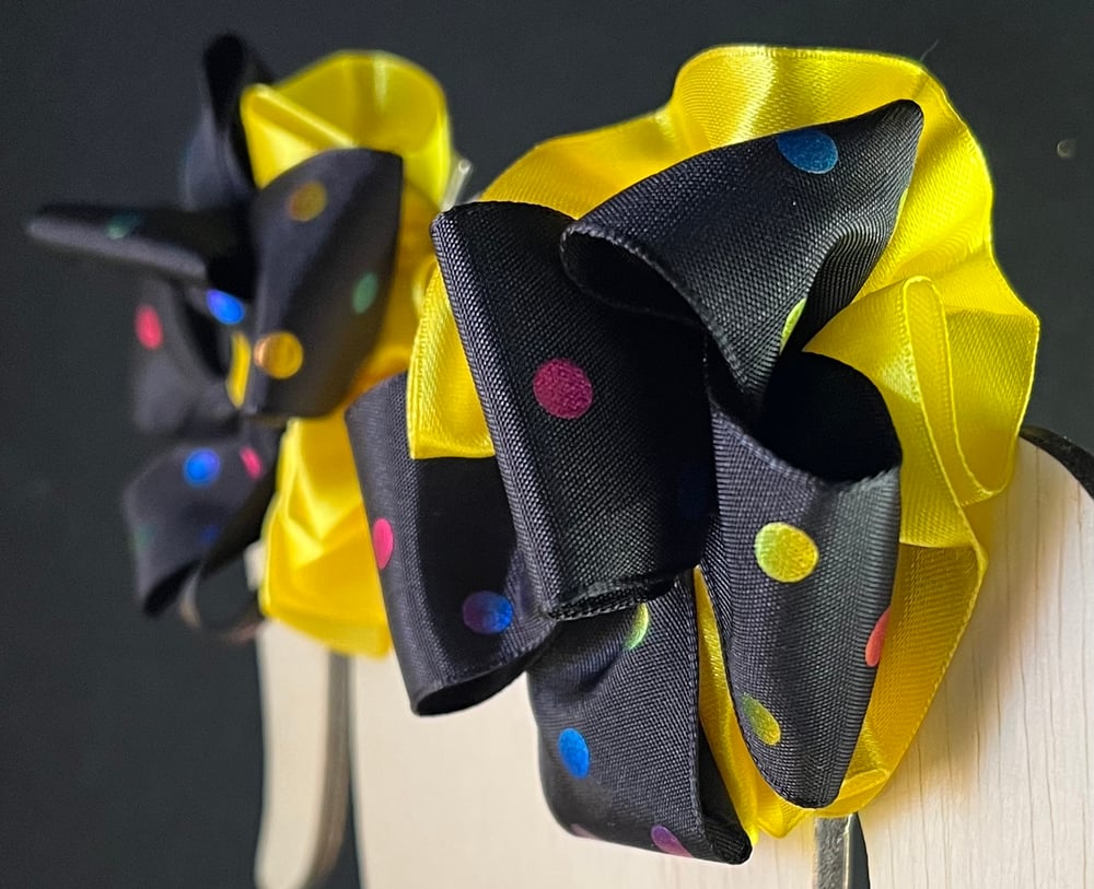 Image of Yellow Playful STARBURST Set