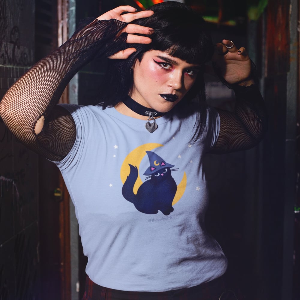 Image of WITCH’S FAMILIAR CAT TEE