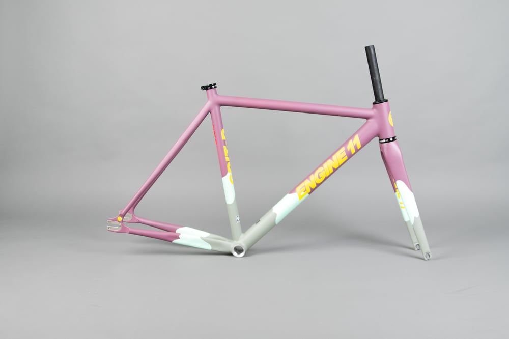 Image of CritD Track Frame Set Chupachups