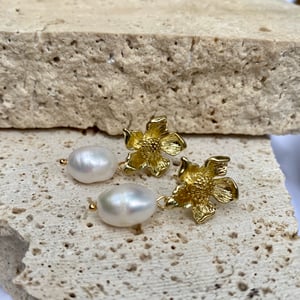 Image of SPRING EARRINGS