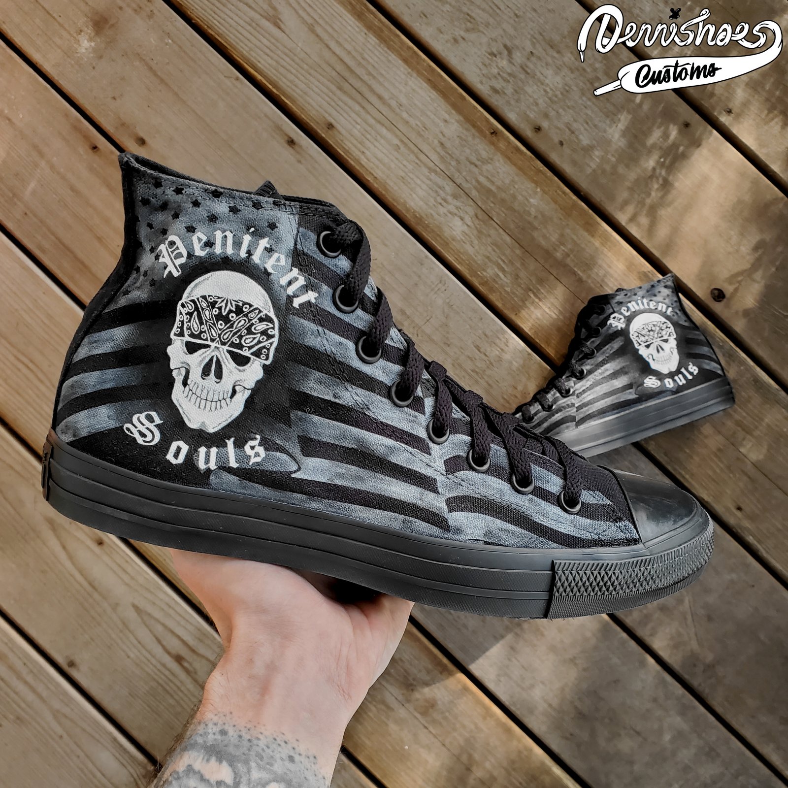 Custom design chuck outlet taylors