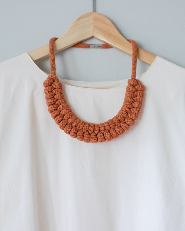 Figure Eight/ Short (Warm Colors)