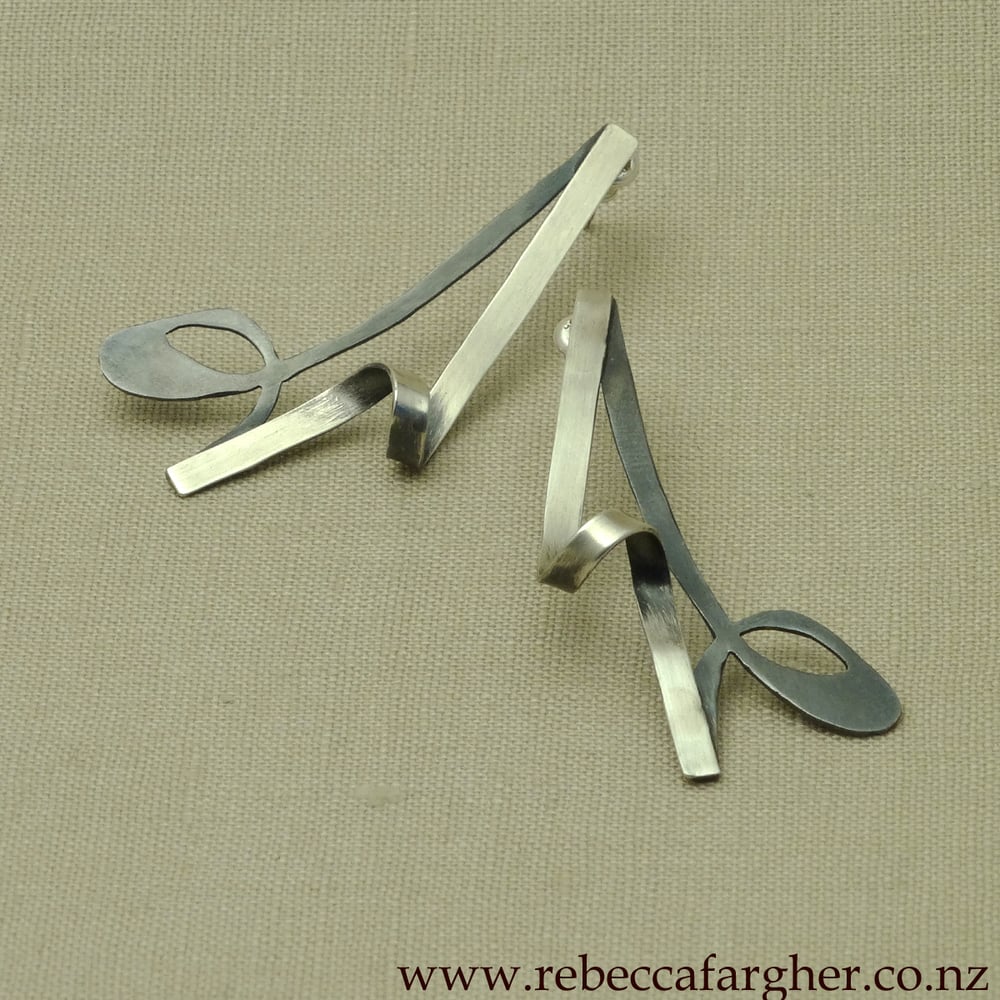 Image of Ribbon Shadow Earrings