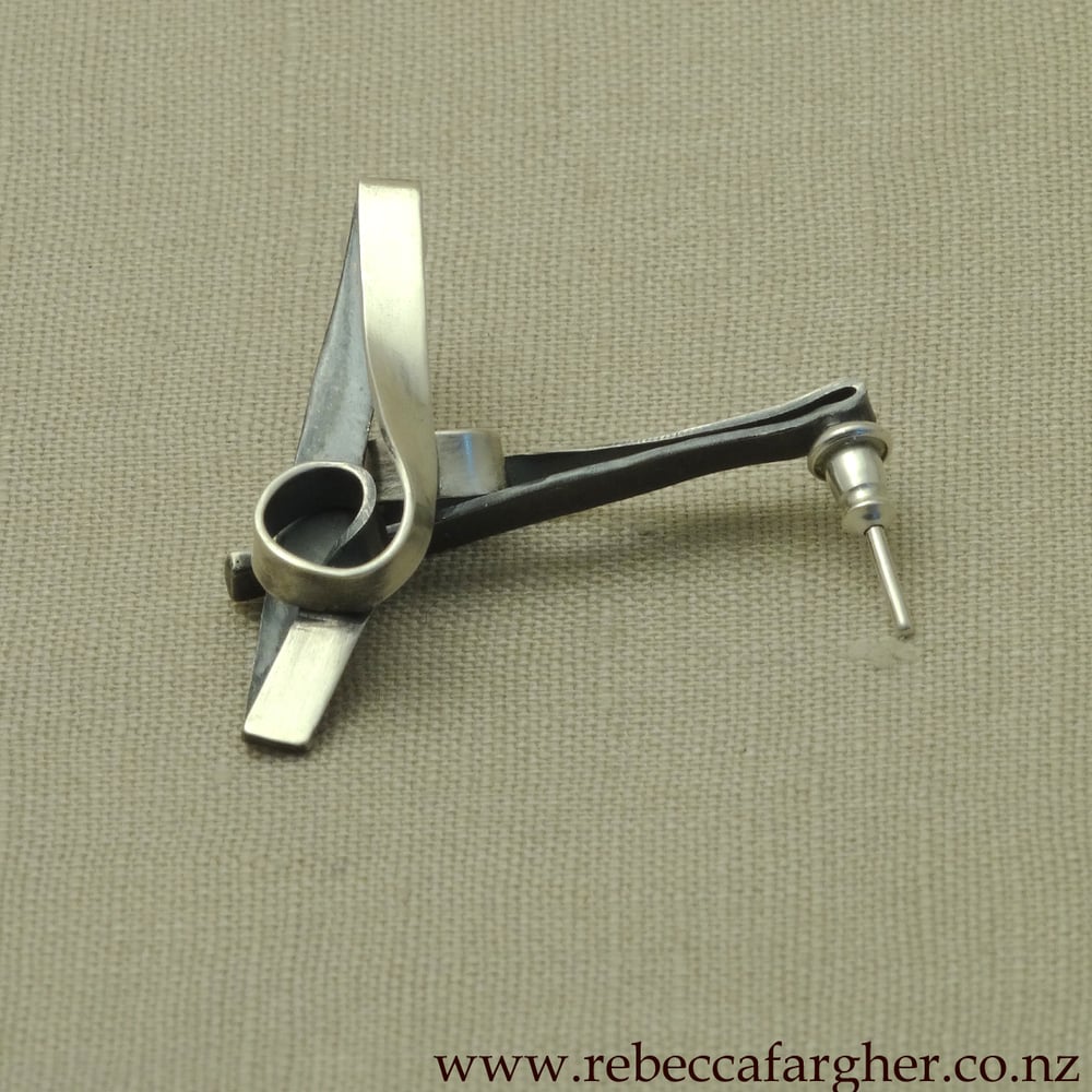 Image of Single Curl Ribbon Earrings