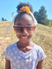 Image 3 of Diva Shades