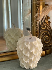 Image 3 of Alys Coconut Soleil Ornate Sculptural Candle 