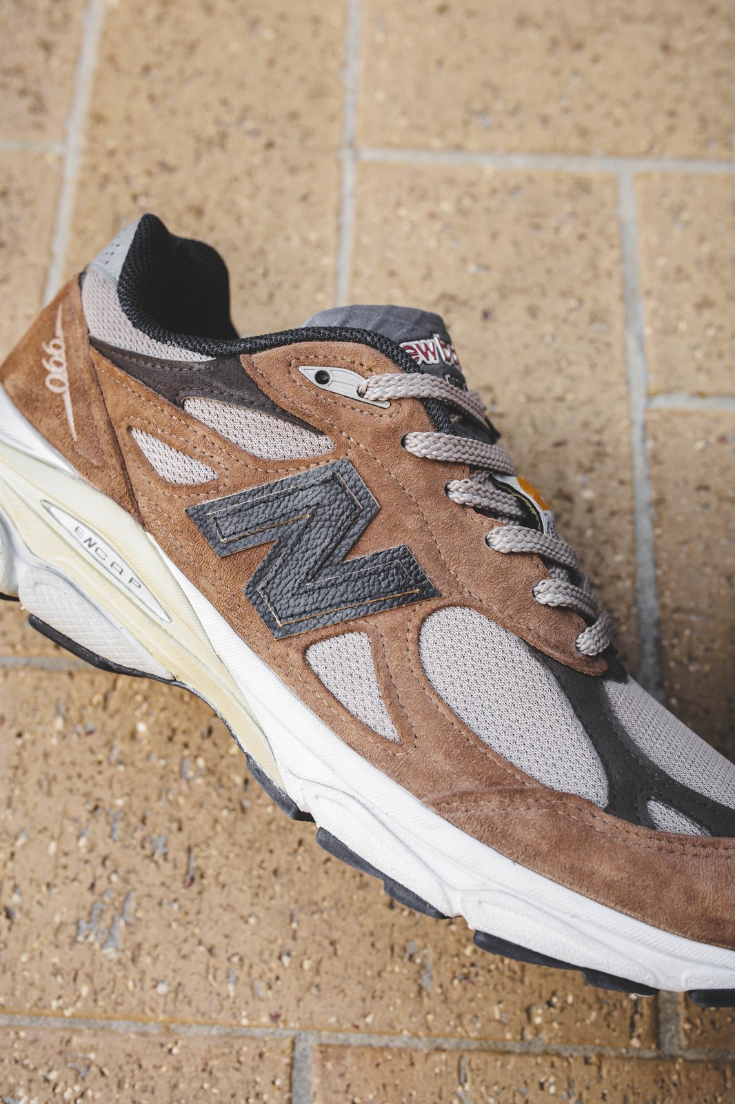 Carhartt WIP × New Balance 990V6 