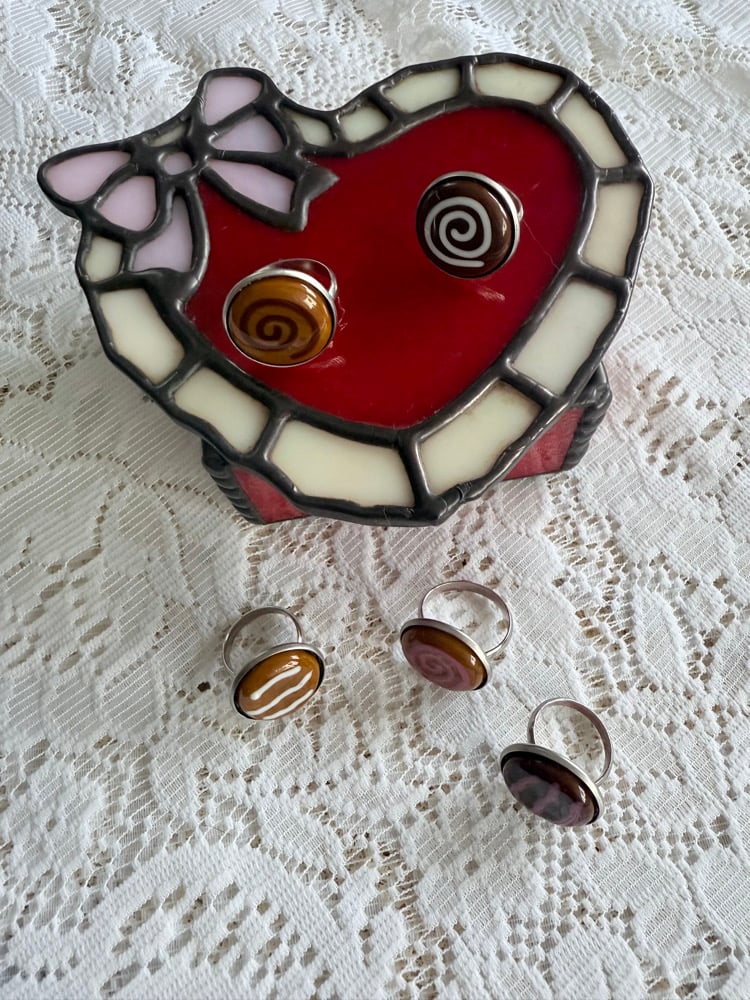 Image of valentines jewelry box