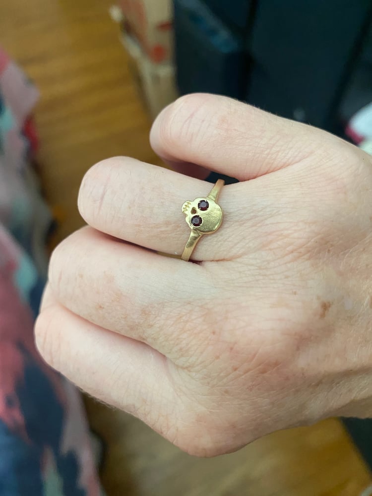 Image of Skull Ring with Garnet Eyes