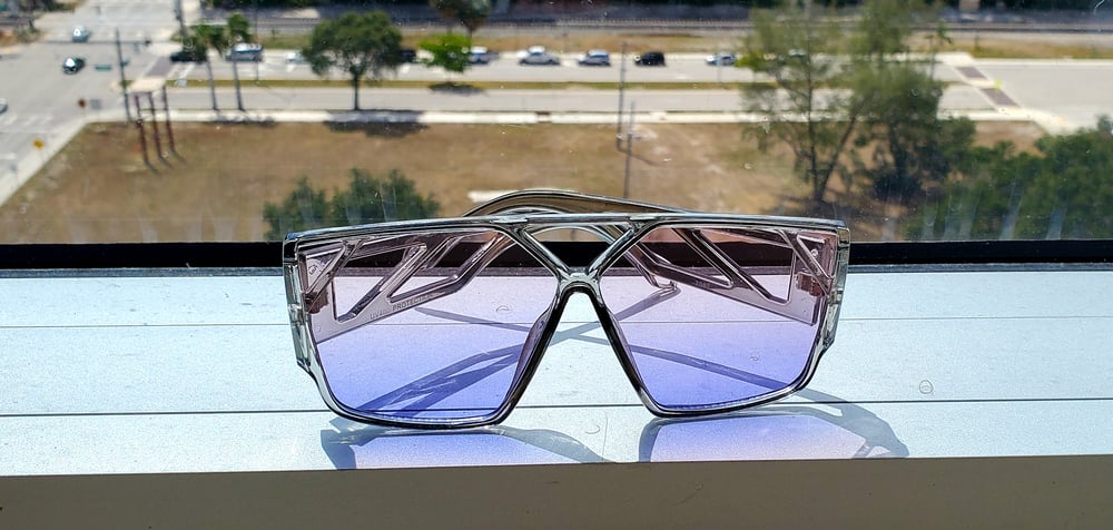 Image of Agate Wave Sunnies