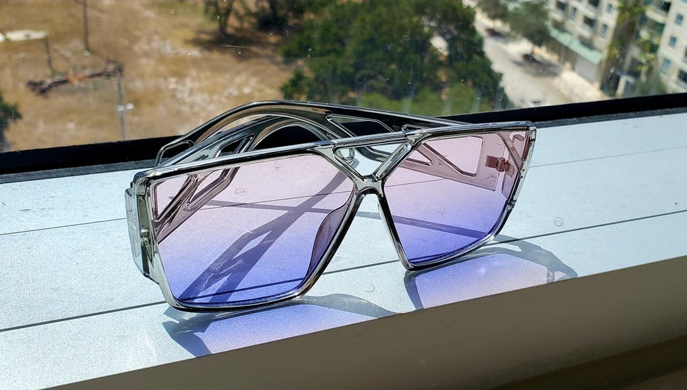 Image of Agate Wave Sunnies