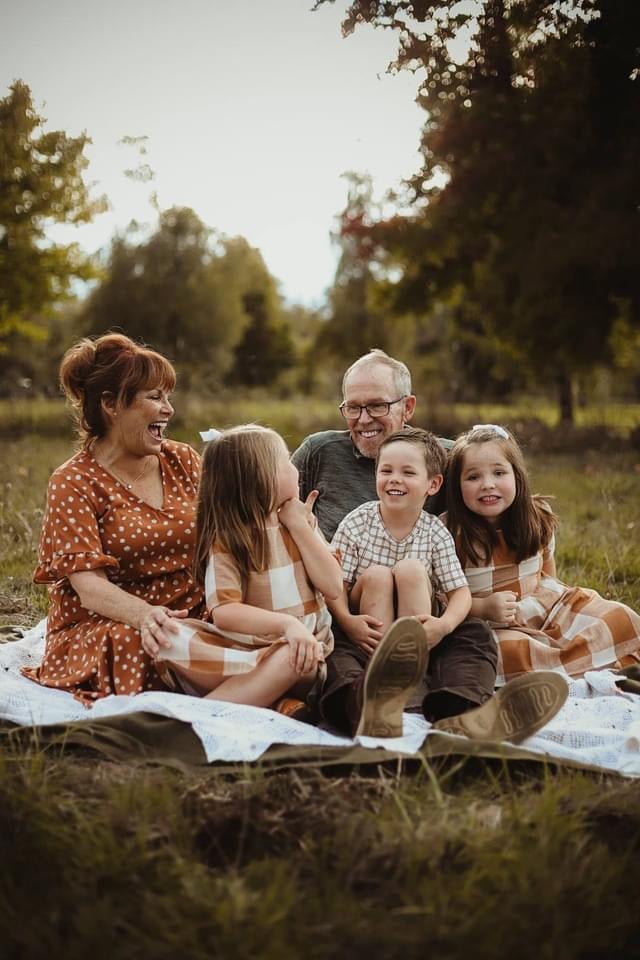 Image of Reserved for Tracy Harwood - Extended Family Session