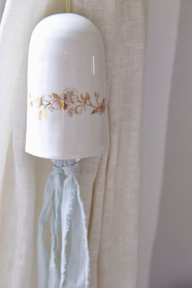 Image of -Clochette fleurie  S