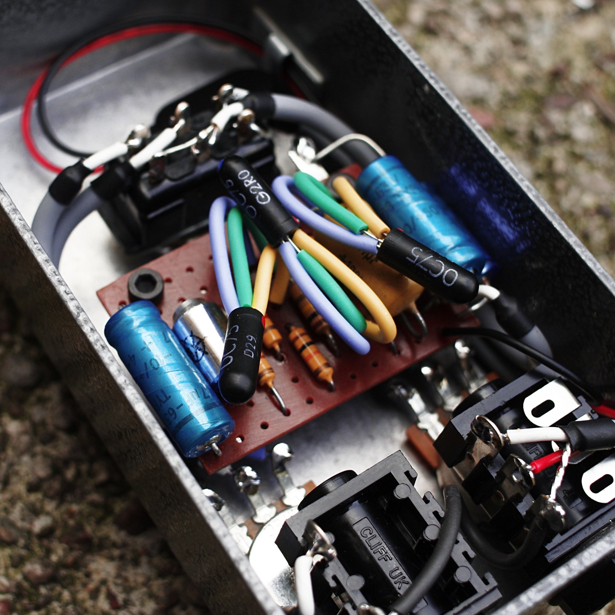 Tonebender MKII - OC75 germanium fuzz small box | blue Tonebender MKII - OC75 germanium fuzz small box | blue