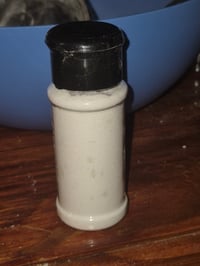 Image 3 of Shake and vac
