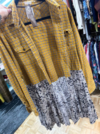 Image 2 of PEACE KIMONO FLANNEL