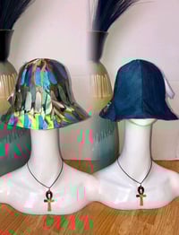 Image 2 of H.O.D. Multi Color Silky Material And Denim Panelled Wide Brim Sun Hat  