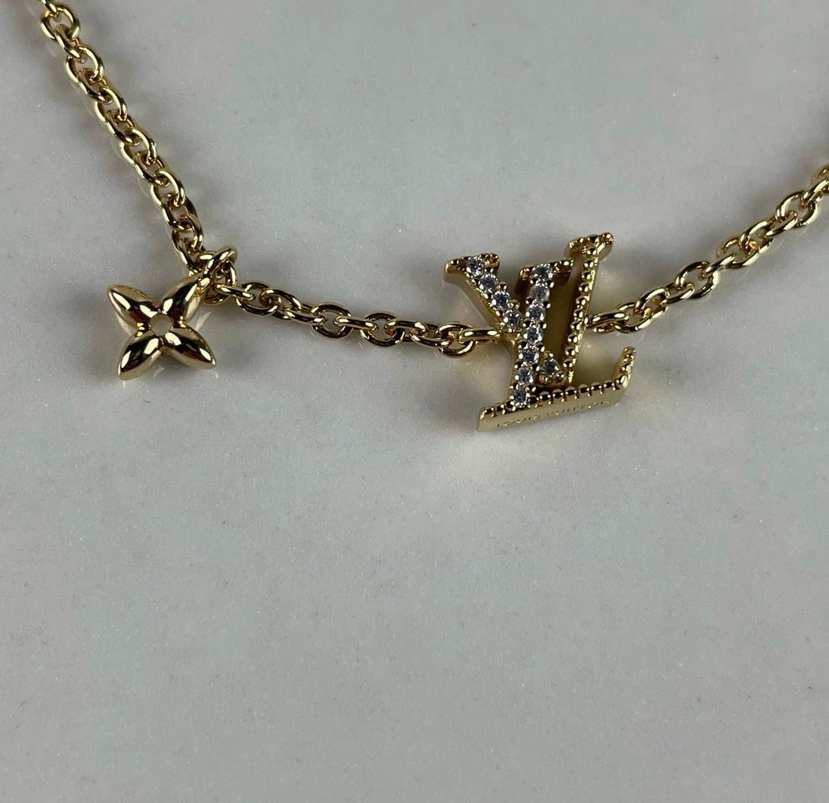 Louis Vuitton Gold Lv Iconic Bracelet | iamCamsCloset ️