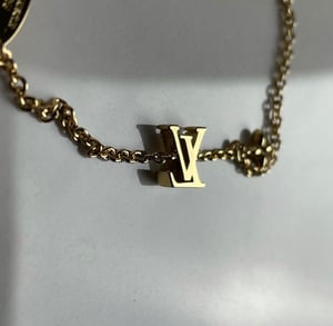 Image of NEW DROP ðŸŽ‰ Louis Vuitton Gold Lv Iconic Bracelet