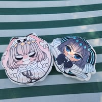 FGO oberon pillows