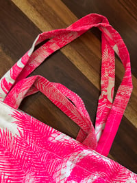 Image 5 of Tropical Jumbo Bag