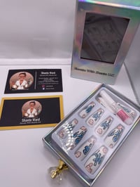 Image 2 of The Elevate Cookies And Cream Press Ons