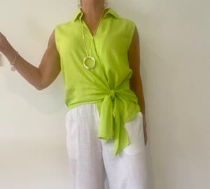 Image of Tammy Linen Top - lime green