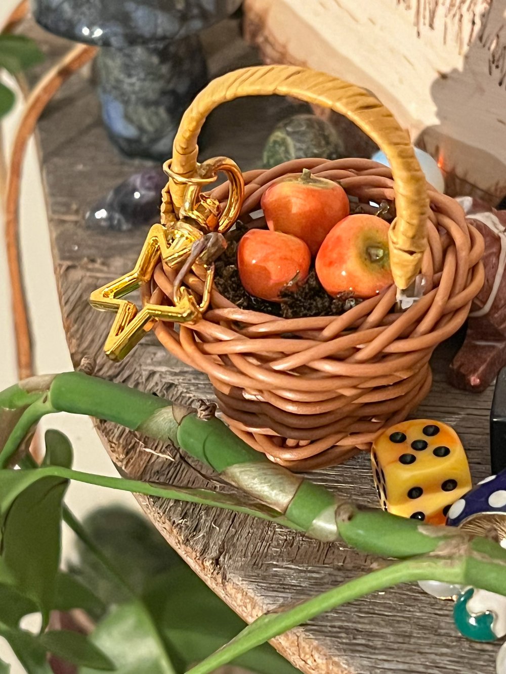 Image of Basket of Apples Keychain