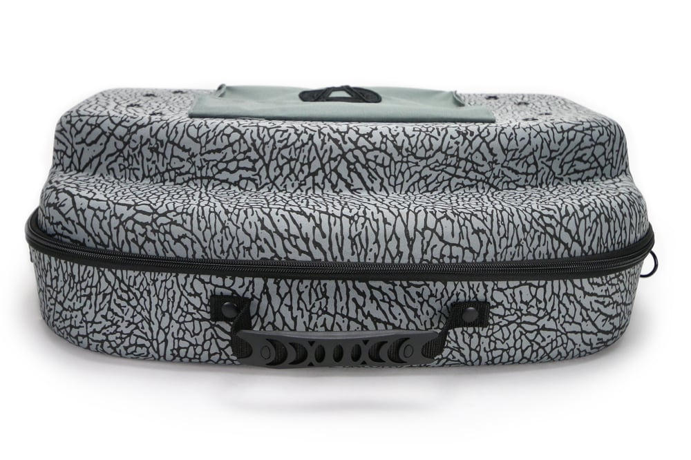 Homiegear Vip Case Elephant Print for 14 New Era hats 