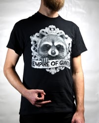 Image 1 of T-SHIRT Racoon !!! FÄLLT KLEIN AUS