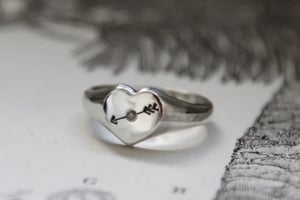 Image of *SALE - was £165* heart arrow signet ring with diamond