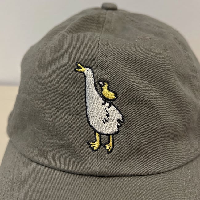 二週年再製雞掰郎！出塊帆布袋＋橄欖色(olive)鳥媽媽鳥寶寶帽組🤎