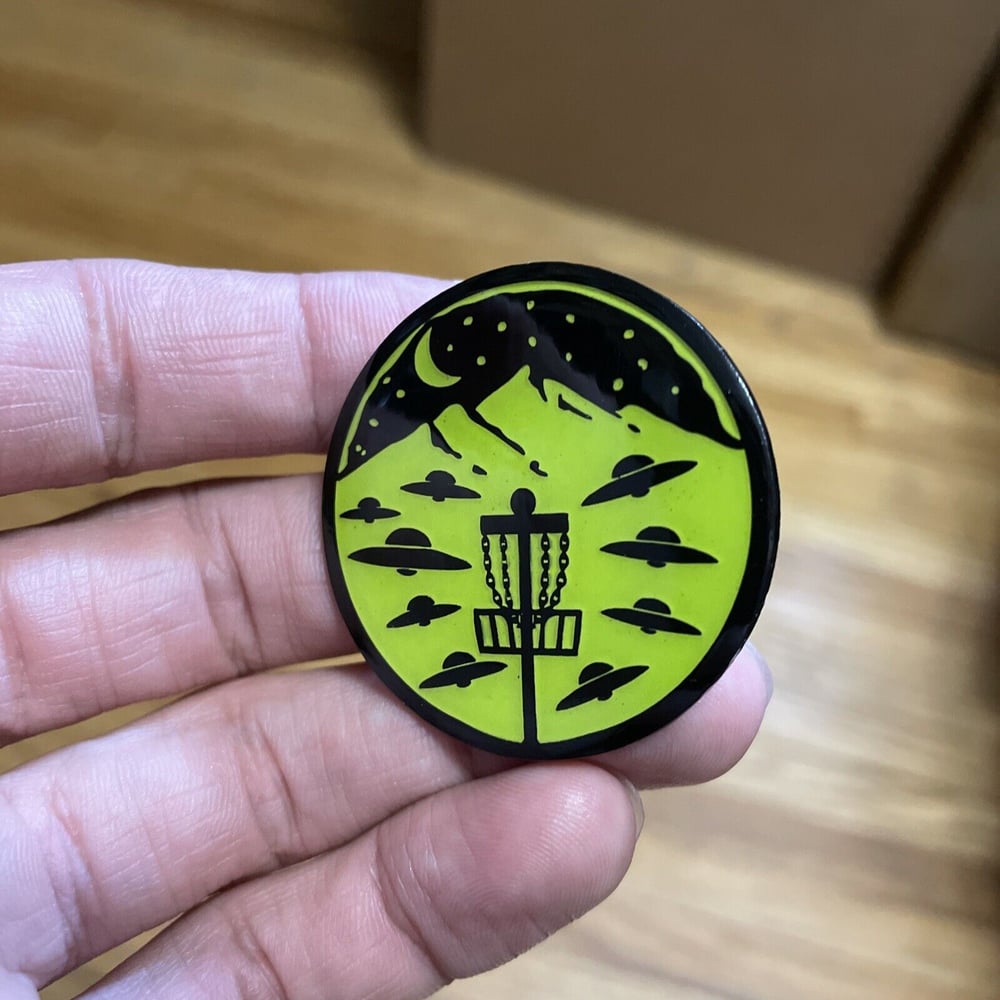 UFO Disc Golf pin