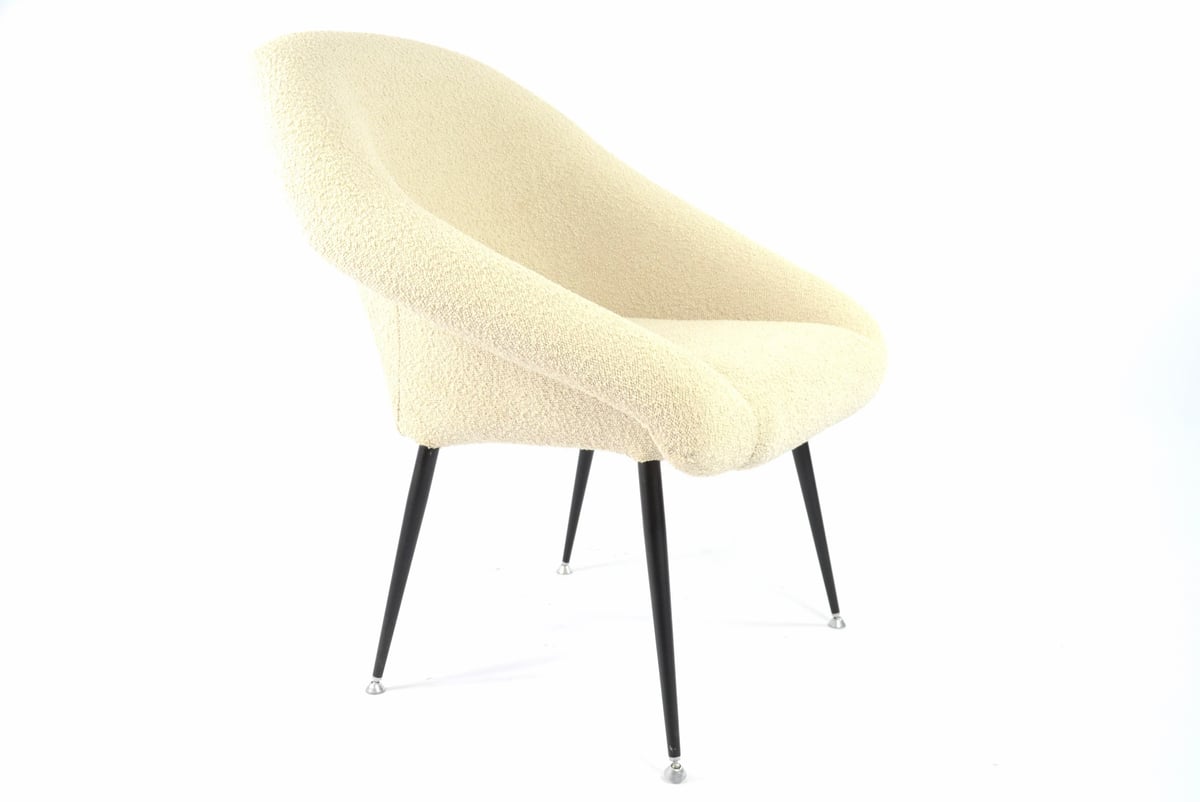 Image of Fauteuil coquille bouclette beige