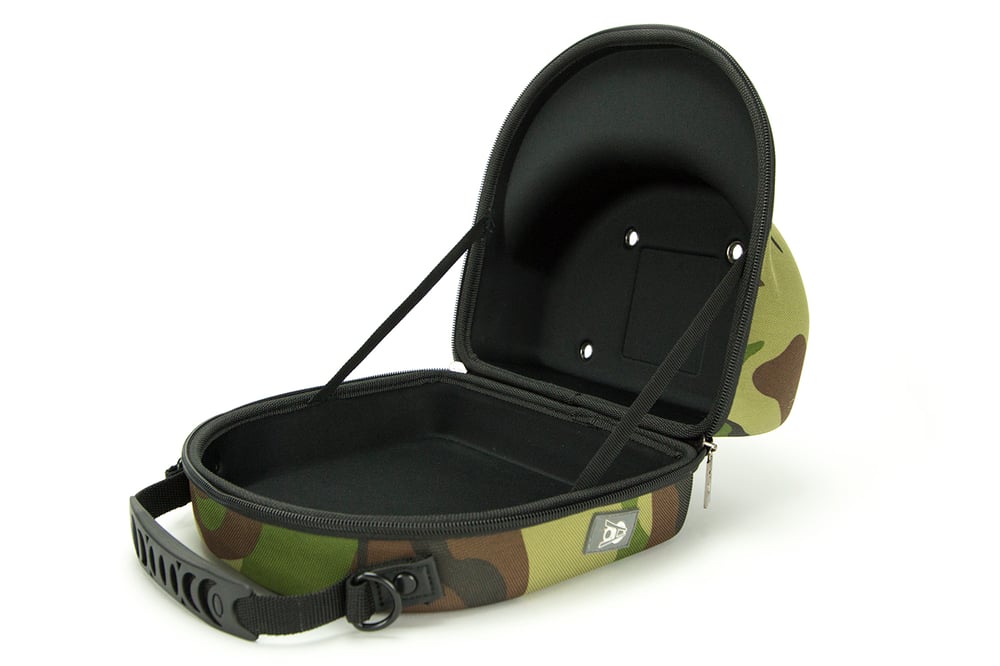 2 Cap Camo Case 