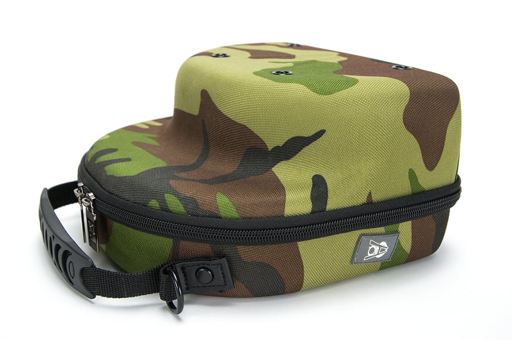 2 Cap Camo Case 