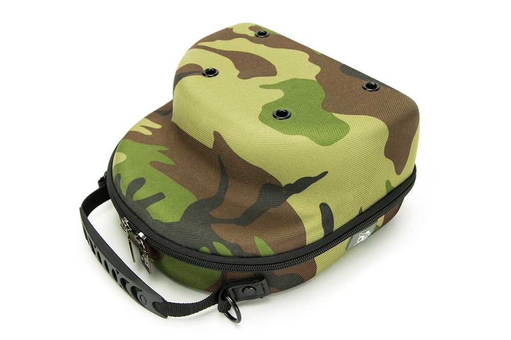 2 Cap Camo Case 